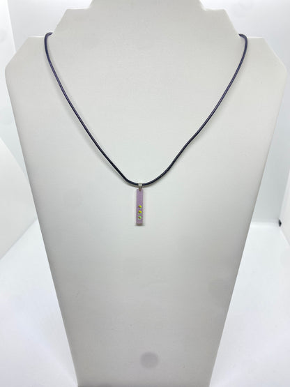 Collier AVA
