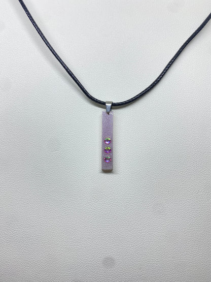 Collier AVA